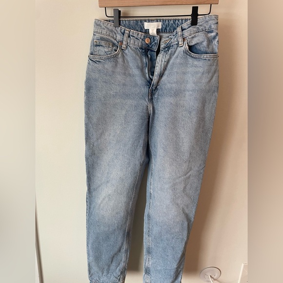 H&M Straight Leg Jean - Picture 1 of 3